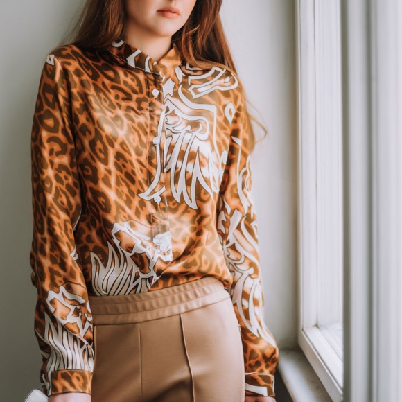Silk shirt with animal pattern